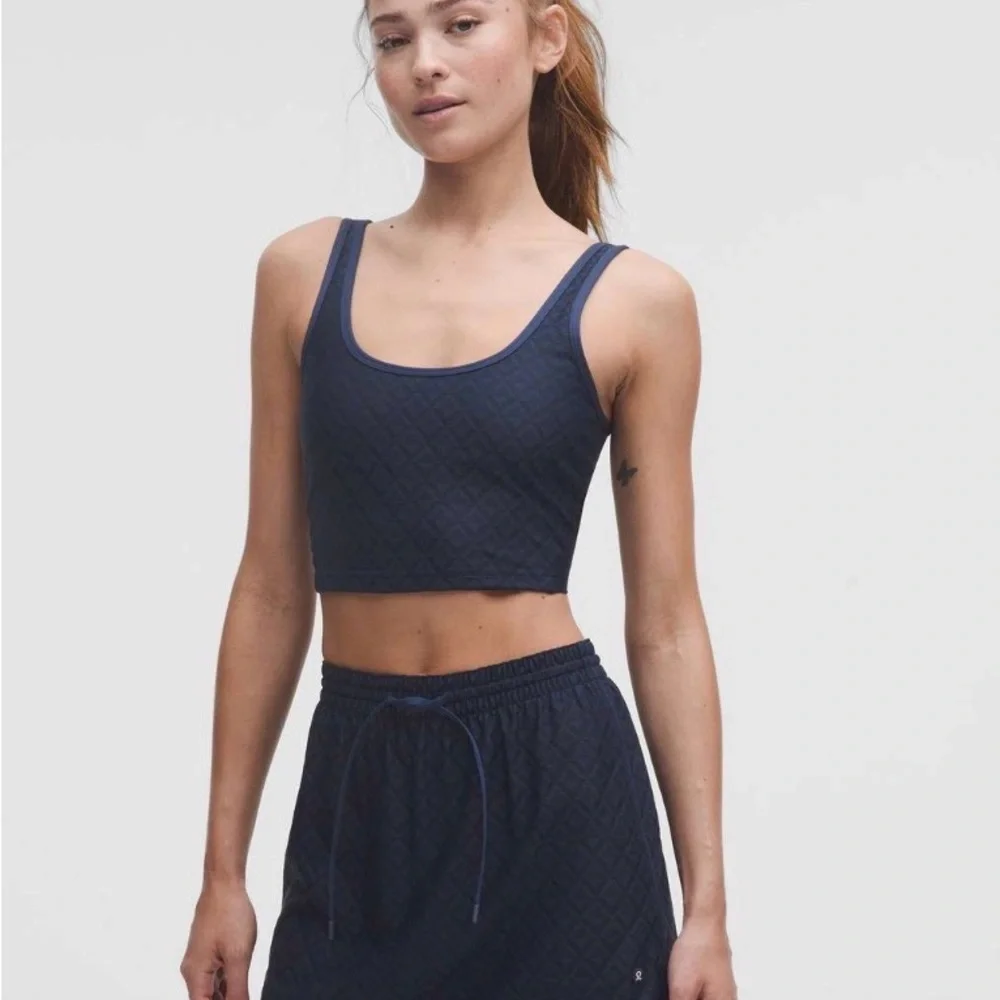 Lululemon Athletica Navy Crop Top